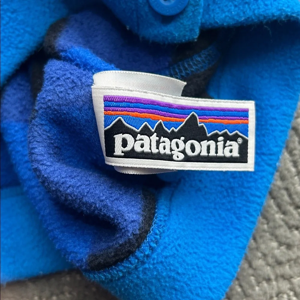 Patagonia Blue and Black Plaid Fleece Hoodie Baby Swirly Top Jacket Size 18M - Picture 8 of 9
